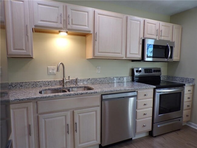 Photo - 144 Edaville Ct