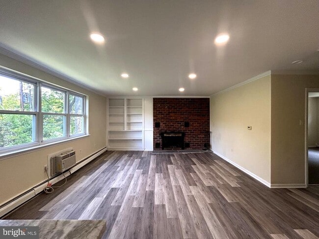 Photo - 333 Lacey Ave
