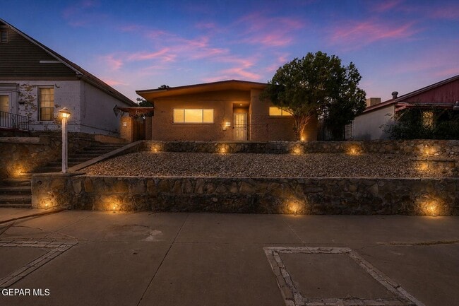 Photo - 2413 Copper Ave