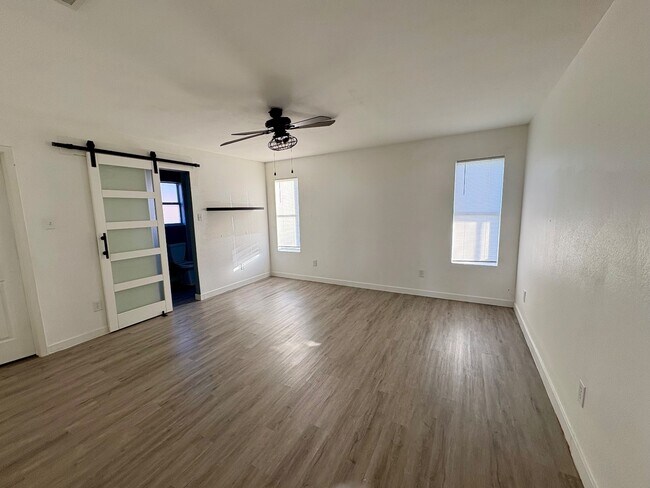 Photo - 4506 Windcrest Dr