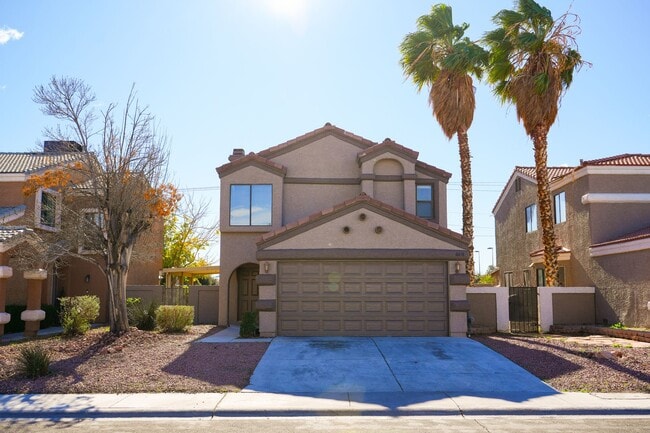 Photo - Stunning 3 Bed / 2.5 Bath Home w/ Loft, Two-Story Atrium & Remodeled Kitchen