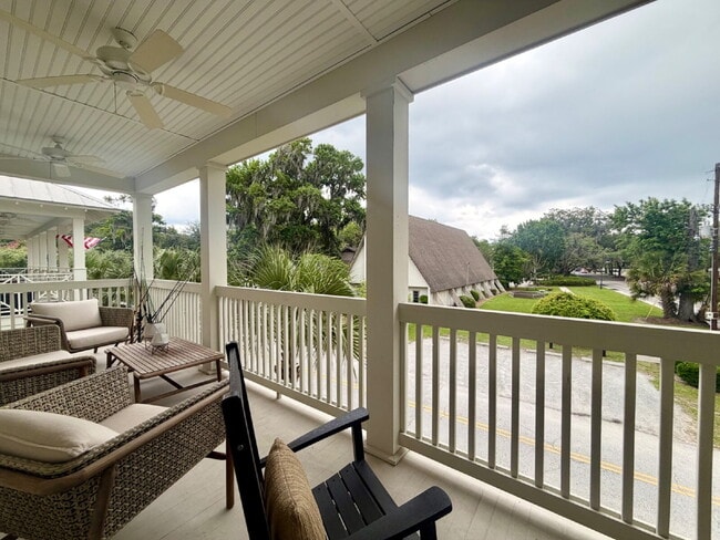 Photo - Church Street Three-Bedroom Apartment! Unidad suite 200