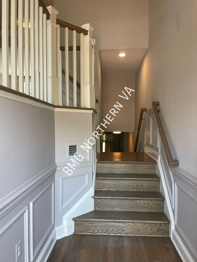 Photo - 10679 Yorktown Ct