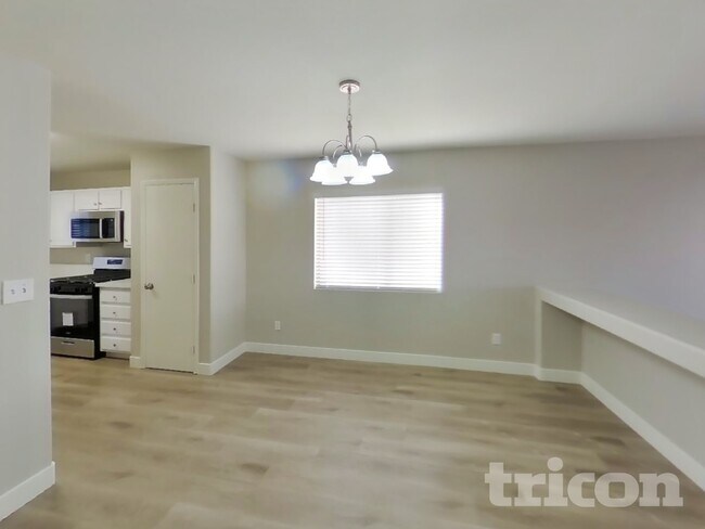 Photo - 1110 Edgestone Mark Ave