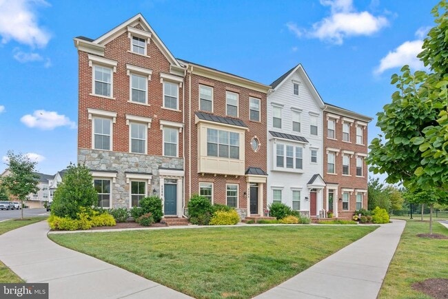 5284 Ridgeview Retreat Dr