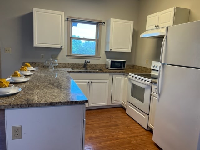 Photo - 504 W Moore St