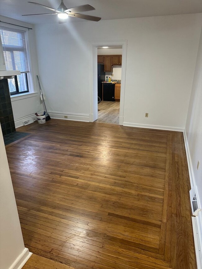 Photo - 407 S Aiken Ave