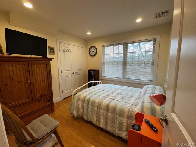 Photo - 621 E Olive St Unit 2