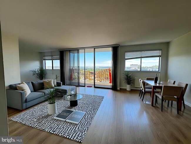 Photo - 2059 Huntington Ave Unidad 1101