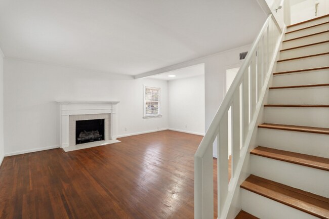 Photo - 2614 Gould St