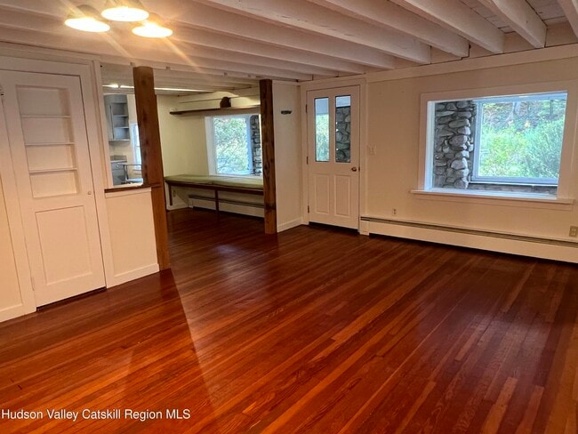 Photo - 654 Watson Hollow Rd