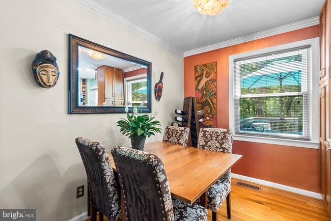 Photo - 303 Mt Vernon Ave