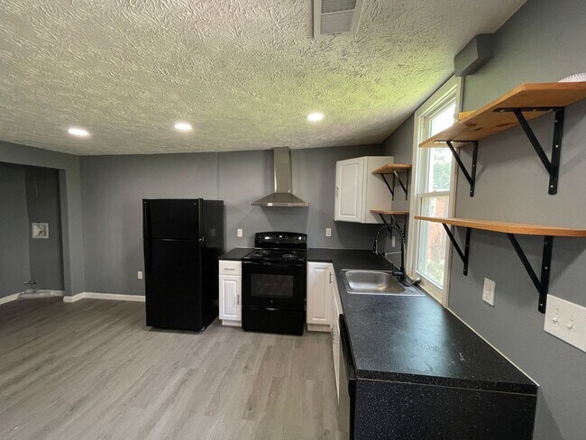 Photo - 1027 Salter Wy Unit Apt 4 - 4th Floor