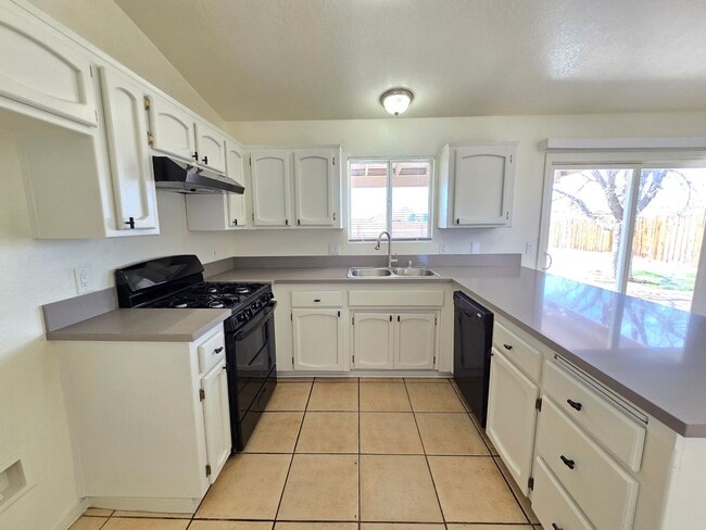 Photo - Beautifully Remodeled 3 Bedroom Home in California City!
