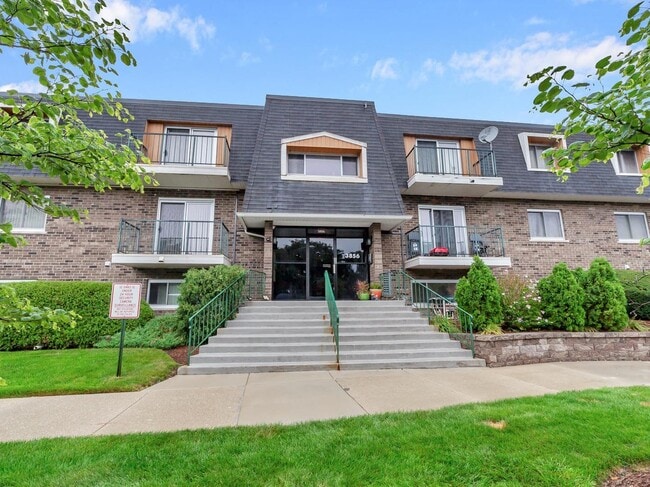 Building Photo - 3856 S Parkway Dr Unit 1E Rental