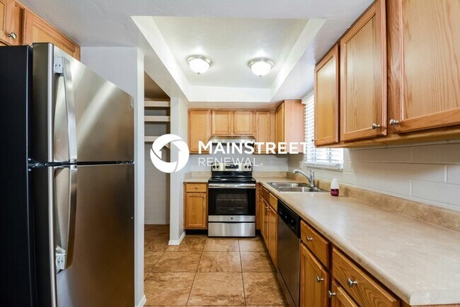 Photo - 4 Bedroom Pet-Friendly Home in Tucson, AZ with Main Street Renewal