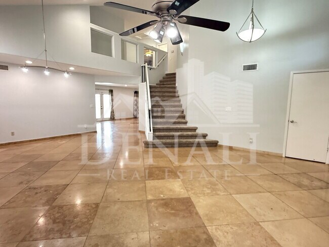 Photo - 18220 N 45th St