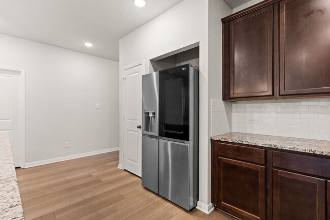 Photo - 7101 McGregor Lp