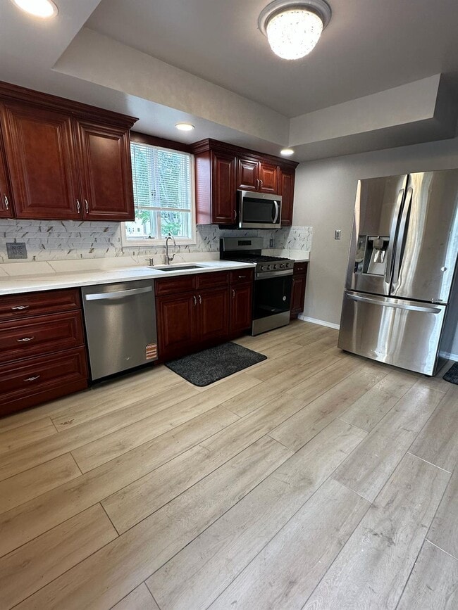Building Photo - 80 Newton Blvd Rental