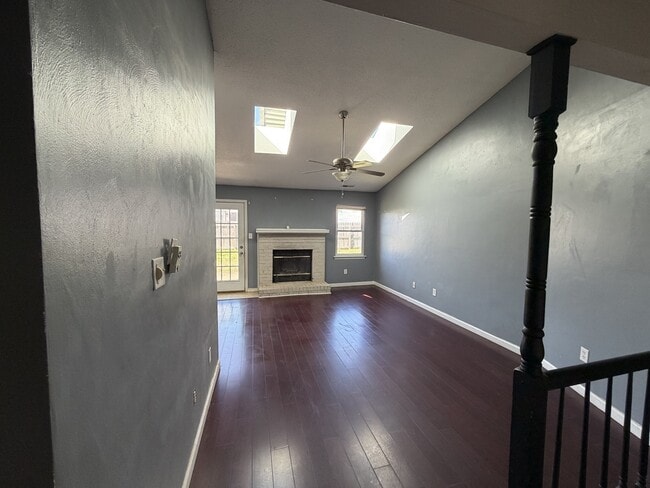 Photo - 2005 Handel Ct