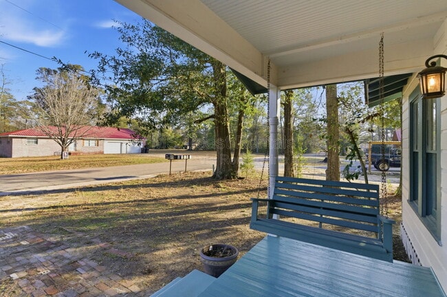 Photo - 20 Martha Ave