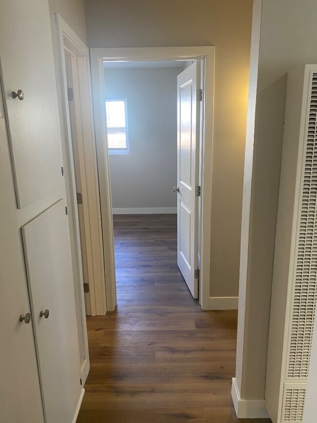 Photo - 1728 W 150th St