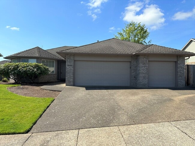 Building Photo - 1642 Diamond Peak Ct NW