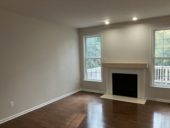 Photo - 5622 Arrowfield Terrace