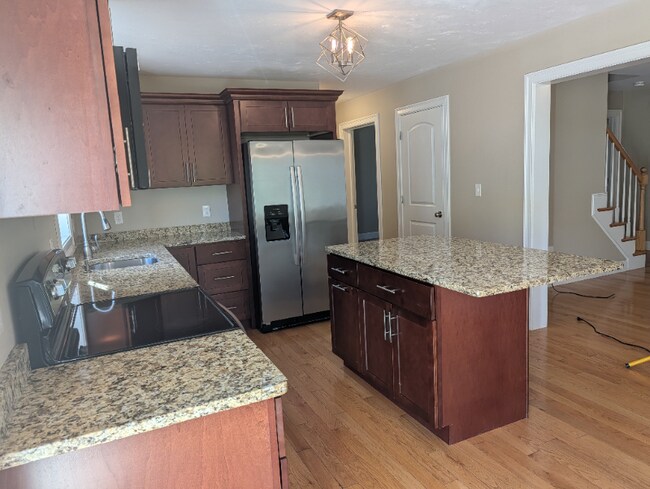 Photo - 55 Wenham Rd