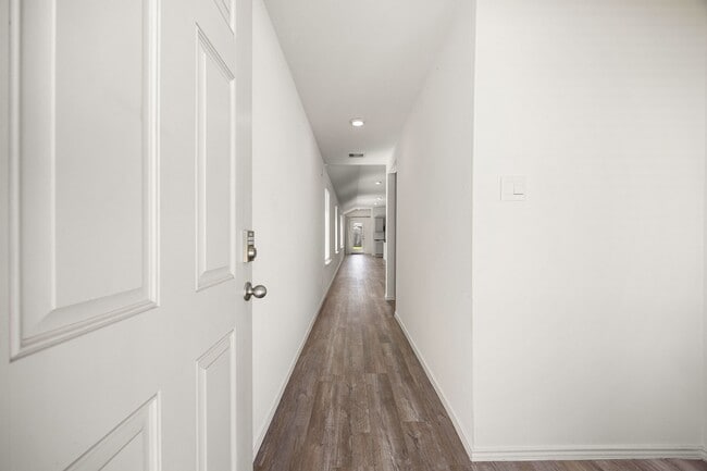 Photo - 23815 Hilltop Cyn Ln