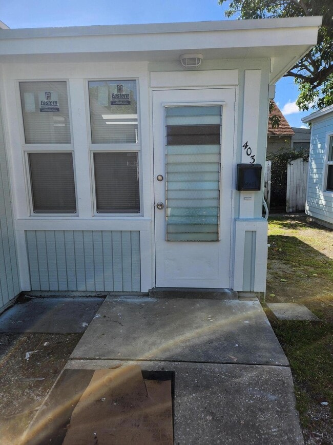 Photo - 403 2nd St