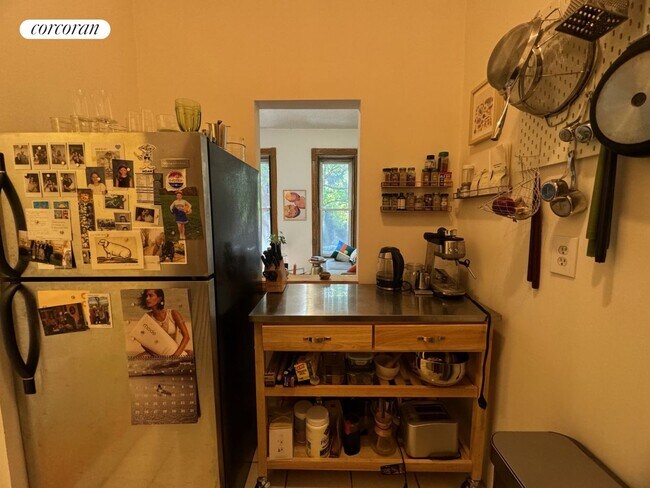 Photo - 59 Monroe St