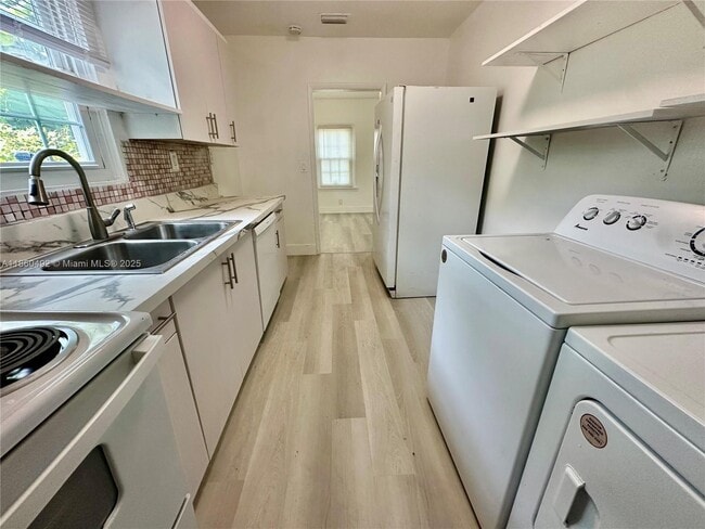Building Photo - 1250 NW 43rd St Rental