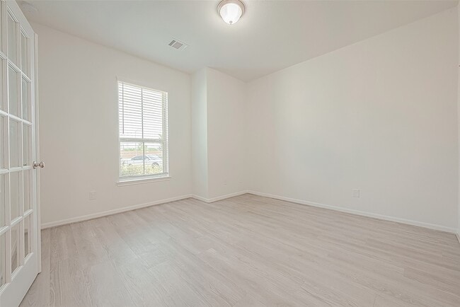 Photo - 3111 Trishelle Ct