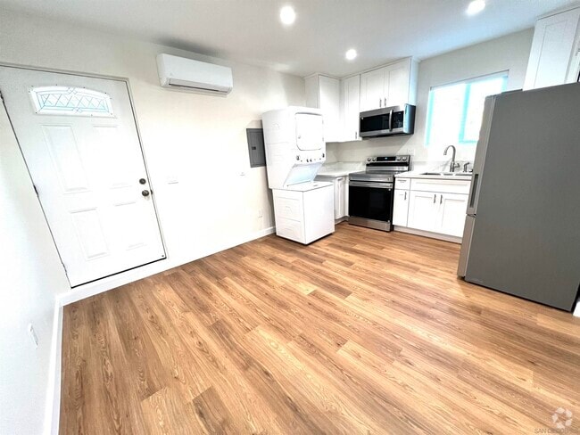 Building Photo - 1258 Nacion Ave Rental
