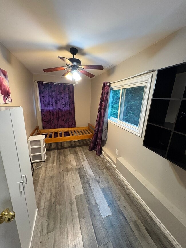 Photo - 265 Glenridge Dr