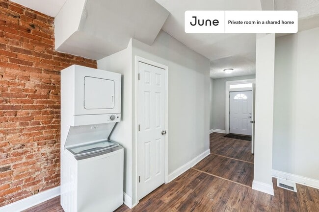 Photo - Room in Shared 4 bed/2 bath home Unit B