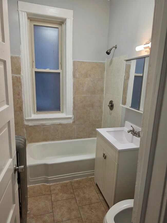 Photo - 6620 S Champlain Ave Unit 1