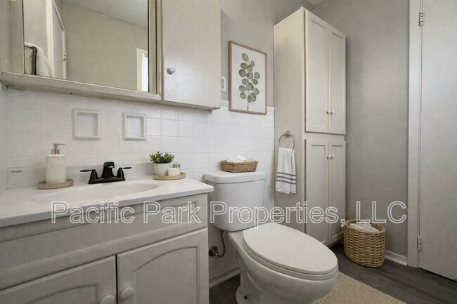 Photo - 8120 Gilmore Rd