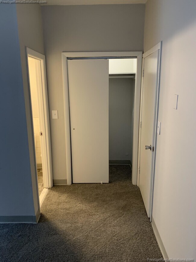 Photo - 36 S Huntington Ave Unit 8