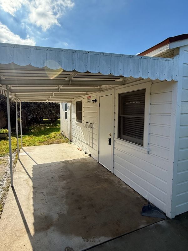 Photo - 24800 Walnut St