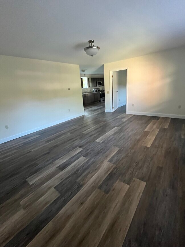 Photo - 25 North St Unit 25b