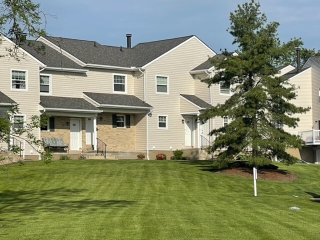 Hunter's Pointe Townhomes