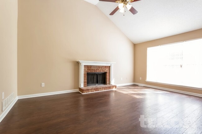 Photo - 4900 Tahoe Ct