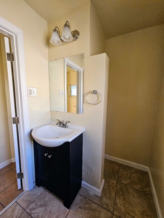 Photo - 2631 E 2nd St Unidad 2631 E. 2nd St. L.A. CA