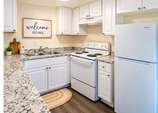 Siegel Suites Twain IV