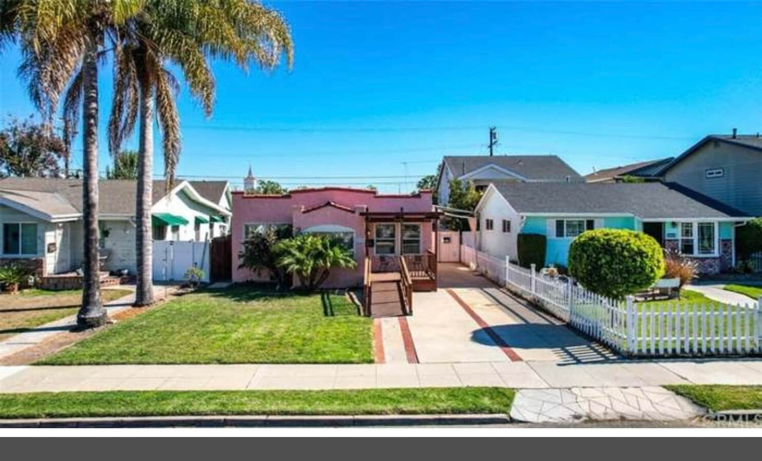 Photo - 2020 Andreo Ave
