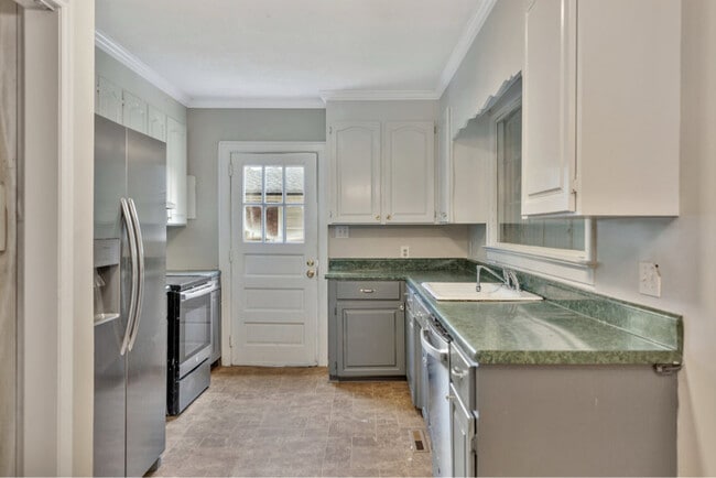 Photo - 507 Eskew Cir