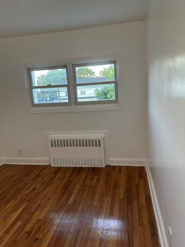 103 E 218th St Unit 2