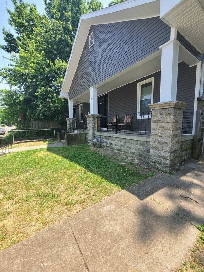 Photo - 213 Taylor Ave